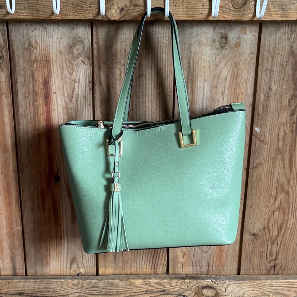 Chic Green Tote with Tassel Accent